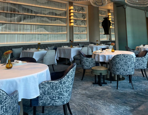 Глубокое изучение проекта Four Seasons Hotels and Resorts
